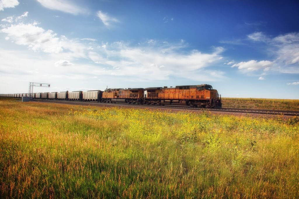 Using Trucking Spot Rates To Find Higher-Paying Loads